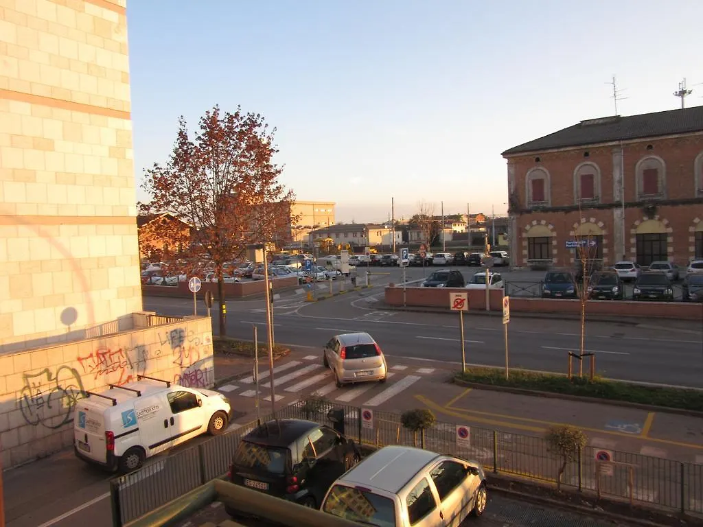 Zara Apartment Treviso Italia